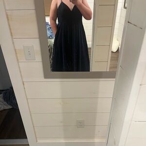 Elegant Navy Blue Sleeveless Gown